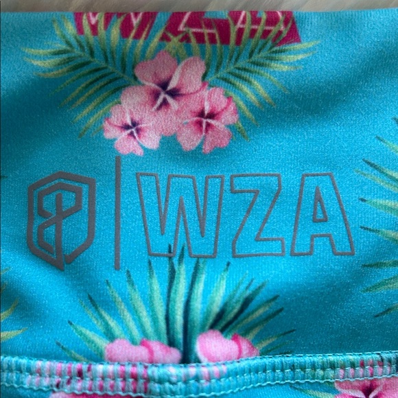 BP WZA Flamingo Tropical Floral Blue Shorts - Picture 7 of 9